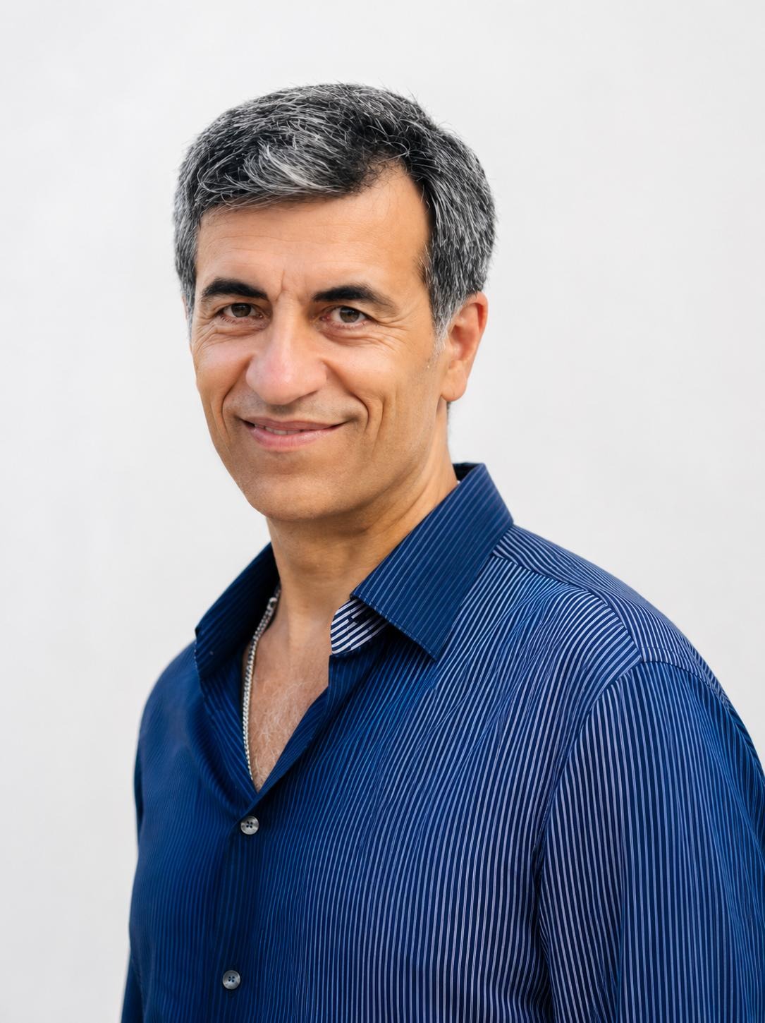 Wimbledon Dentist Dr. Mehdi